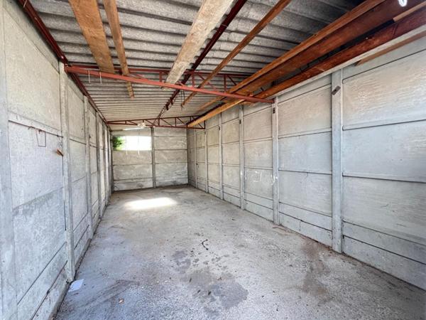 Maison avec jardin et garage