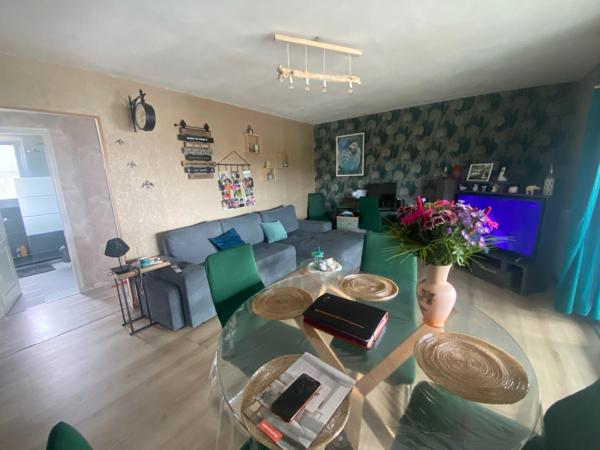TRIAIZE CALME ABSOLU 15 MINUTES DES PLAGES MAISON SUR 3 NIVEAUX/6 CHAMBRES AVEC PISCINE SUR 900M² CLOS