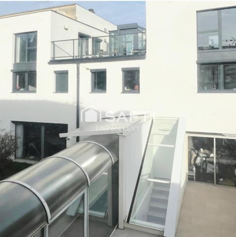 2 maisons, 2 jardins, 2 terrasses, proche de tout