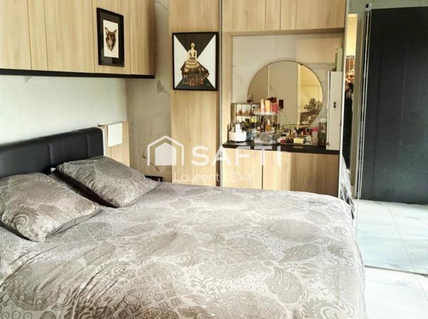 2 maisons, 2 jardins, 2 terrasses, proche de tout