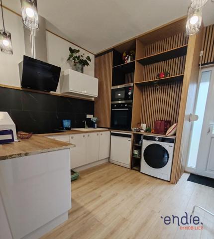 Fond de commerce + Appartement 90 m2 / Restaurant POITIERS SUD