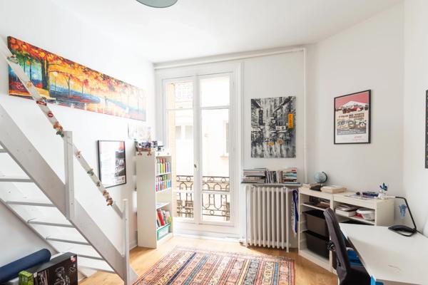 Appartement Paris 9e - SQUARE MONTHOLON