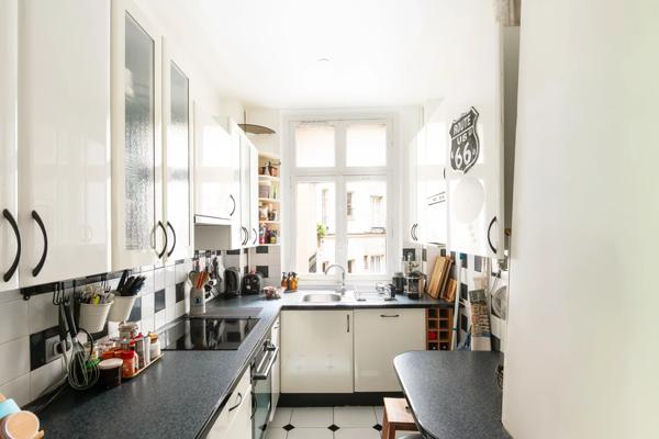 Appartement Paris 9e - SQUARE MONTHOLON