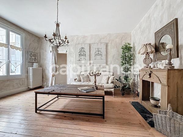 Maison d'exception au coeur de Langeais 420 m², 8 chambres