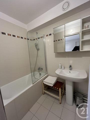 Appartement Studio à vendre  1 pièce - 30,20 m2 PARIS - 75008