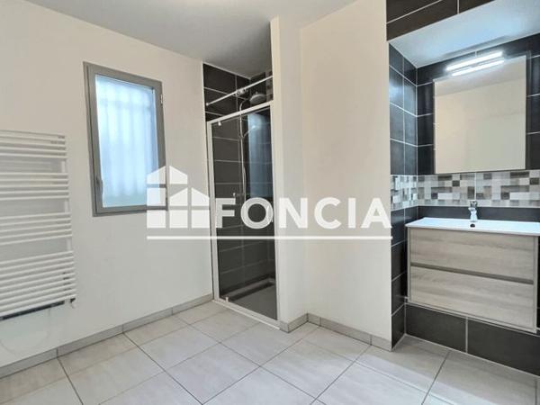 À vendre Appartement 4 pièces 87 m² - L'étrat 42580