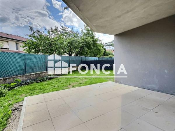 À vendre Appartement 4 pièces 87 m² - L'étrat 42580