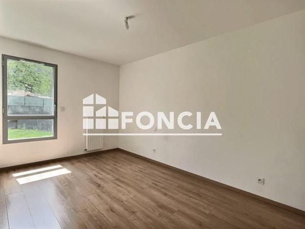 À vendre Appartement 4 pièces 87 m² - L'étrat 42580