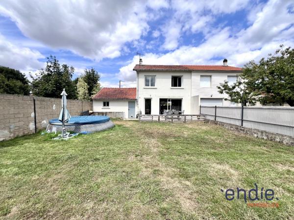VENTE d'une maison T4 (73 m²) à BIARD