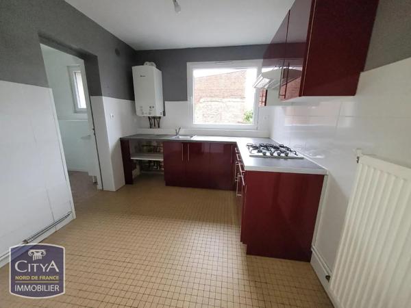 Appartement à louer 2 pièces 52m² Cambrai (59400)