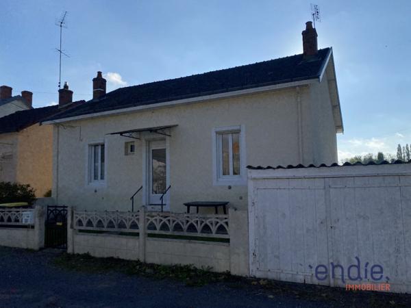 VENTE : Maison de 4 pièces (88 m²) à PARAY LE MONIAL