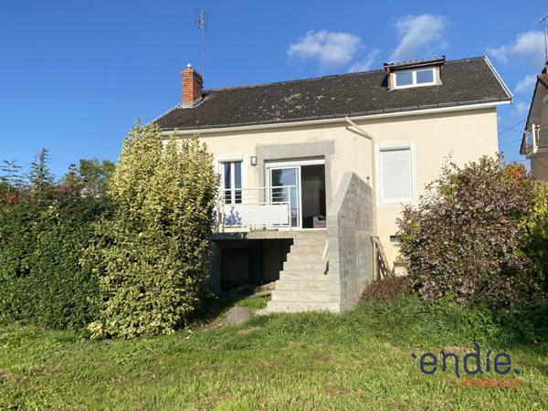 VENTE : Maison de 4 pièces (88 m²) à PARAY LE MONIAL