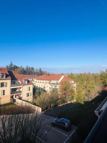 Fontenay-le-Fleury (78330) DERNIER ETAGE A FONTENAY LE FLEURY