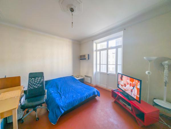 Grand T3 aux Cinq Avenues