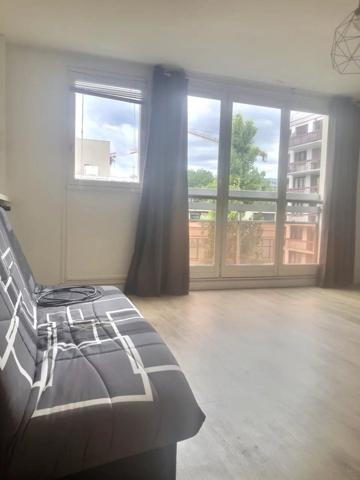 Location Appartement 1 pièces 30 m2 à Pantin