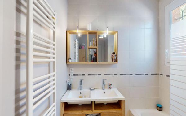 Maison à vendre    4 pièces • 112,27 m2 Anse