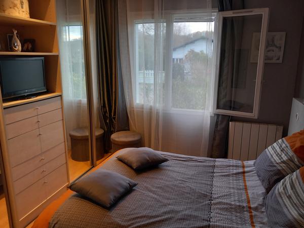 Lahonce (64990) Maison plein pied,véranda,piscine,terrasse, garage,abris de jardin