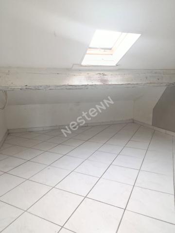 TOULON OUEST Appartement 3 pièces à Toulon - Dernier étage avec vue dégagée