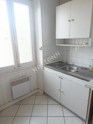 TOULON OUEST Appartement 3 pièces à Toulon - Dernier étage avec vue dégagée