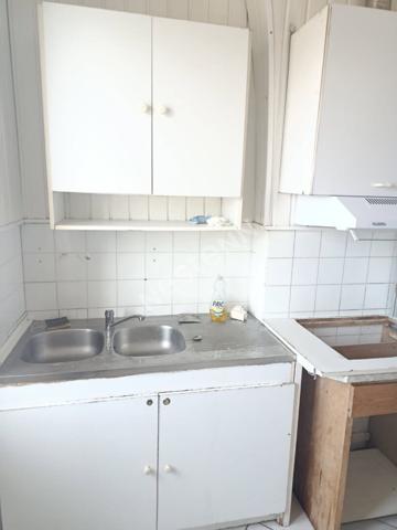 TOULON OUEST Appartement 3 pièces à Toulon - Dernier étage avec vue dégagée