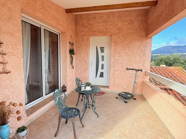 Alata (20167) Maison T3 plus appartement T2 à Alata