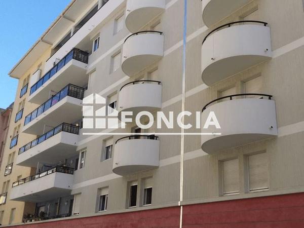 Location Studio 26.7 m² - 23 RUE DU DOCTEUR FIGHIERA Nice 06300