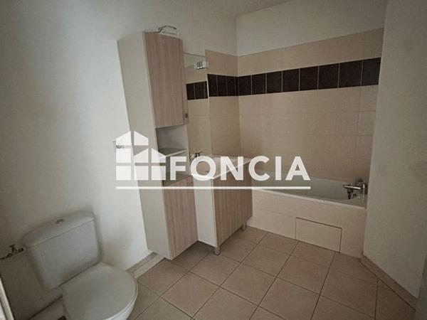 Location Studio 26.7 m² - 23 RUE DU DOCTEUR FIGHIERA Nice 06300