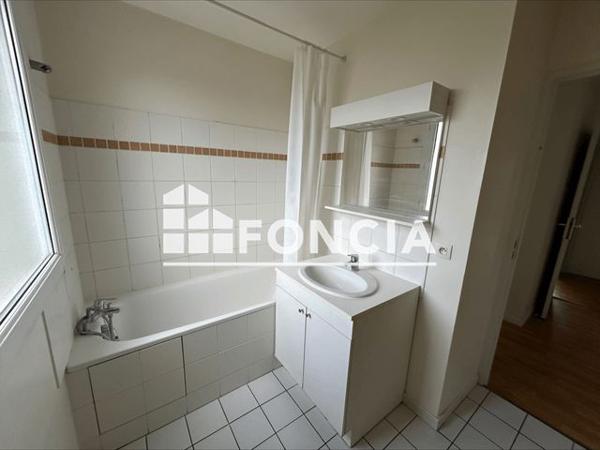 Location Appartement 3 pièces 83.27 m² - 1A/5/7 RUE DE LA DIGUE Lille 59800