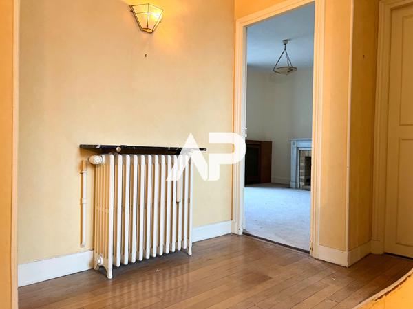 Maison Bourgeoise de XIXème siècle sur Saint Gratien €775 000 ** - Référence 1570