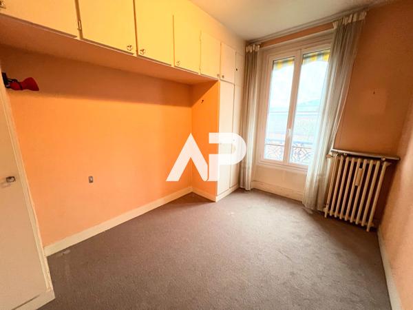 Maison Bourgeoise de XIXème siècle sur Saint Gratien €775 000 ** - Référence 1570