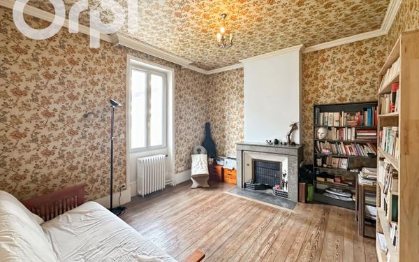 Maison à vendre    4 pièces •  Aubenas