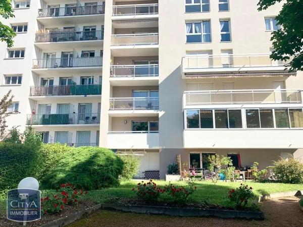 Appartement à louer 3 pièces 85.75m² Villeurbanne (69100)