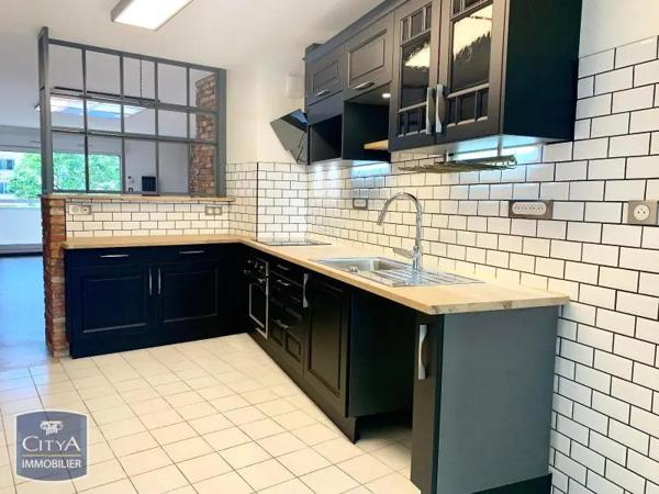 Appartement à louer 3 pièces 85.75m² Villeurbanne (69100)