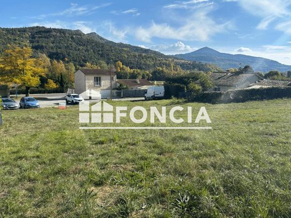 À vendre Terrain 678 m² - Thoard 04380