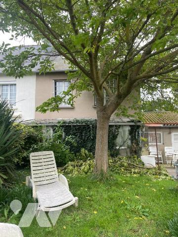 SAINT MALO maison de 85m² à rénover sur terrain de 412m²