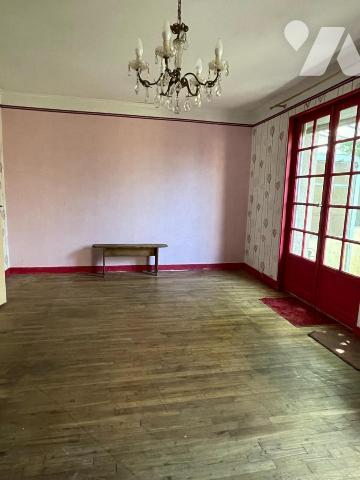 SAINT MALO maison de 85m² à rénover sur terrain de 412m²