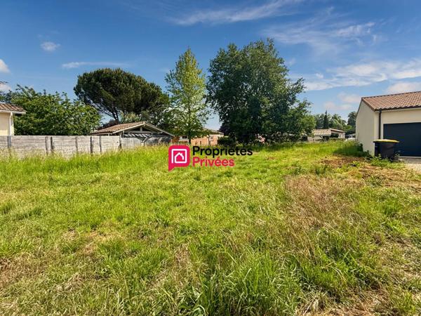 CASTELNAU DE MÉDOC - Terrain constructible 514m2