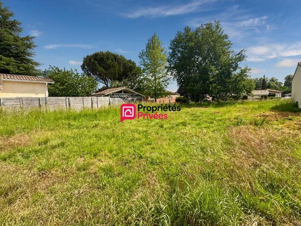 CASTELNAU DE MÉDOC - Terrain constructible 514m2