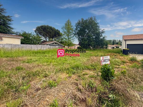 CASTELNAU DE MÉDOC - Terrain constructible 514m2