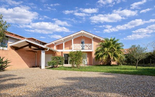 Maison à vendre    5 pièces •  Vieux-Boucau-les-Bains
