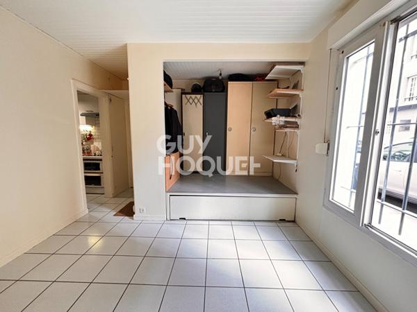 QUARTIER DES PUCES - 2 PIÈCES - 32 M²