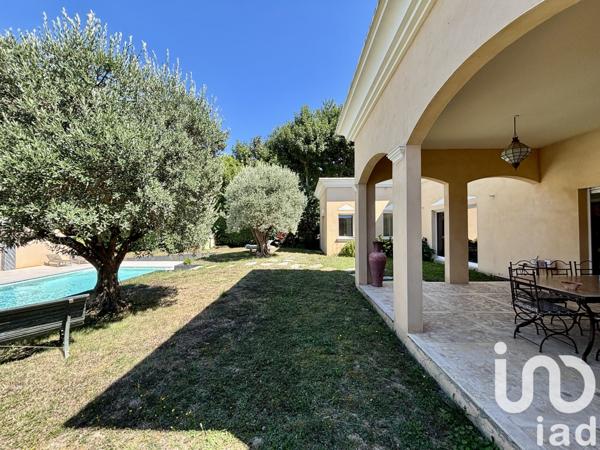 Maison à vendre 7 pièces 240 m² Genas