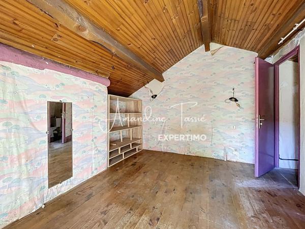 Saint-Jean-du-Bruel (12230) Maison de village avec cour et jardin à rénover – Saint-Jean-du-Bruel (hameau)