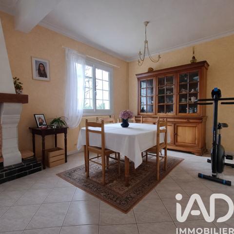 Maison à vendre 7 pièces 158 m² Saint-Martin-du-Fouilloux