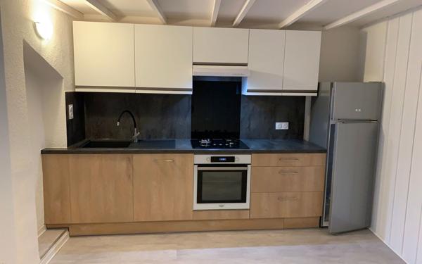 Maison à vendre    2 pièces • 52,75 m2 Saint-Étienne-les-Orgues