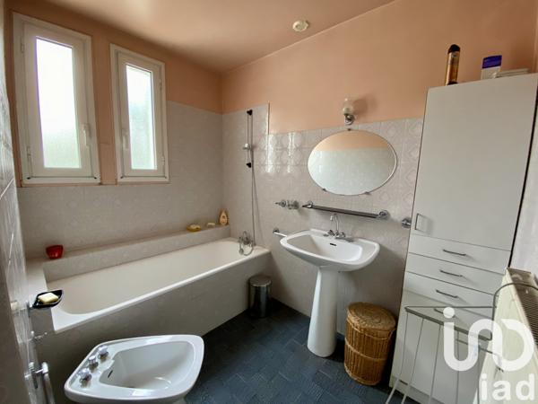 Maison à vendre 4 pièces 82 m² Ruelle-sur-Touvre