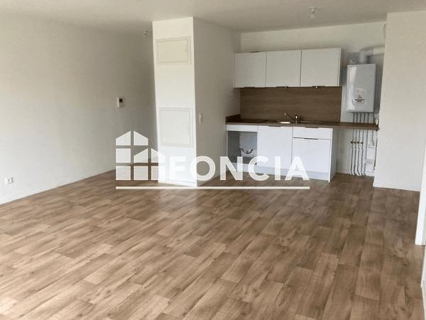 Location Appartement 2 pièces 51.7 m² - 210 RUE DU CDT GEORGES LEDRU Canteleu 76380