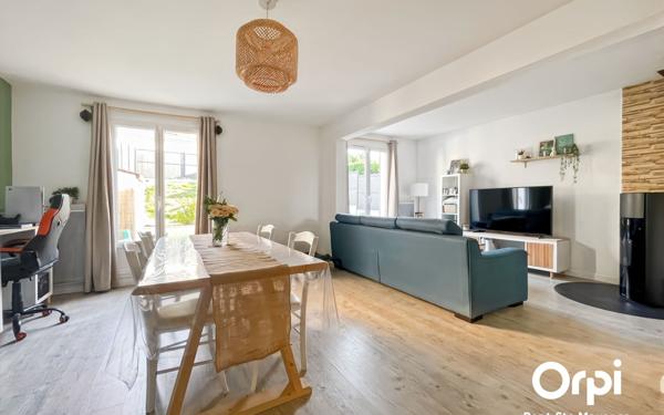 Maison à vendre    5 pièces • 99 m2 Pont-Sainte-Maxence