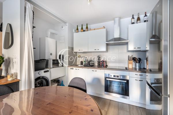 Appartement
                                                                                                                                                                                                                                                                                                                        2 pièce(s)                                                                                                                                                                                                          1 chambre(s)                                                                                                                                                                                                          41  m²