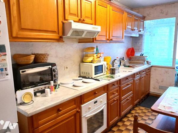 FLEURY LES AUBRAIS  - APPARTEMENT T3 (68,11 m²) -  LOGGIA FERMÉE PARKING EXTERIEUR PRIVATIF  - CAVE